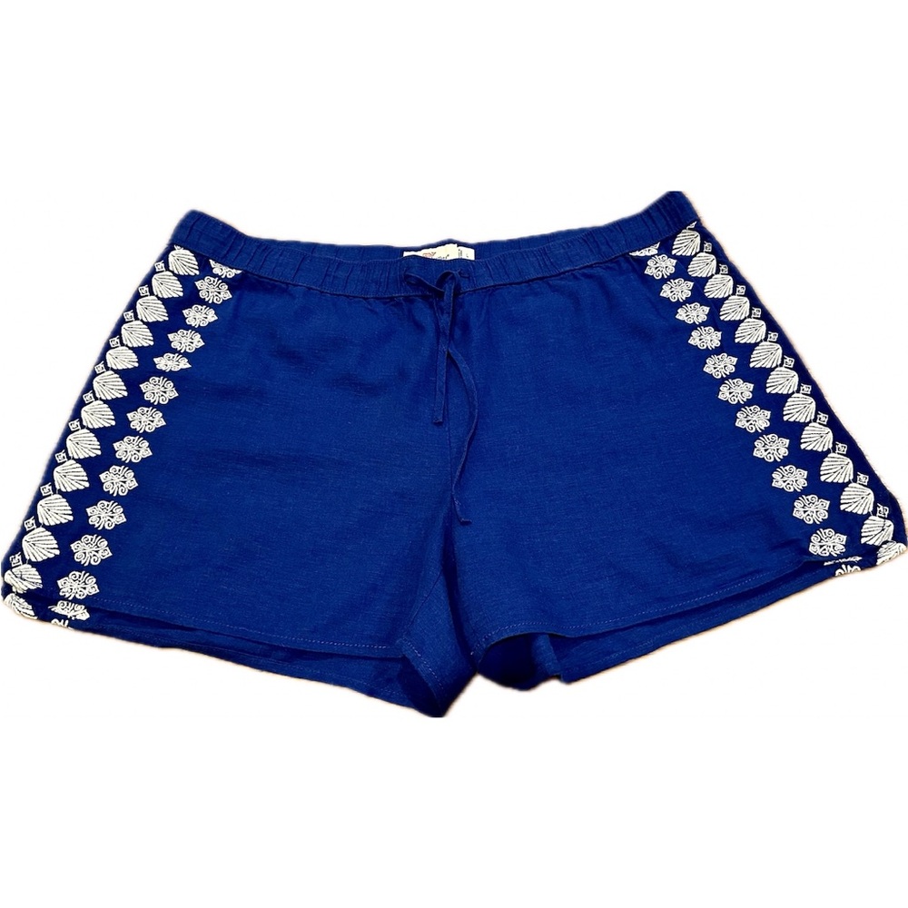 Vineyard Vines - Women's Royal Blue Embroidered Shorts L